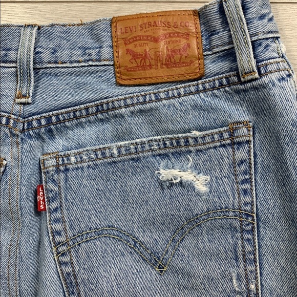 Levi’s Button Fly Raw Hem Distressed 100% Cotton Jean Denim Mini Skirt - Picture 6 of 12